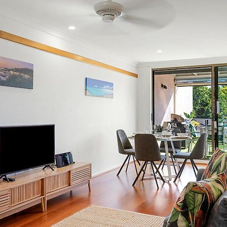 Montipora Unit 3 - In The Heart Of Airlie, Wi-Fi And Netflix Appartement Airlie Beach Buitenkant foto